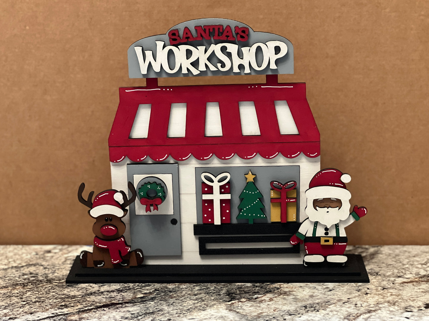Santa’s Workshop Market Accesories